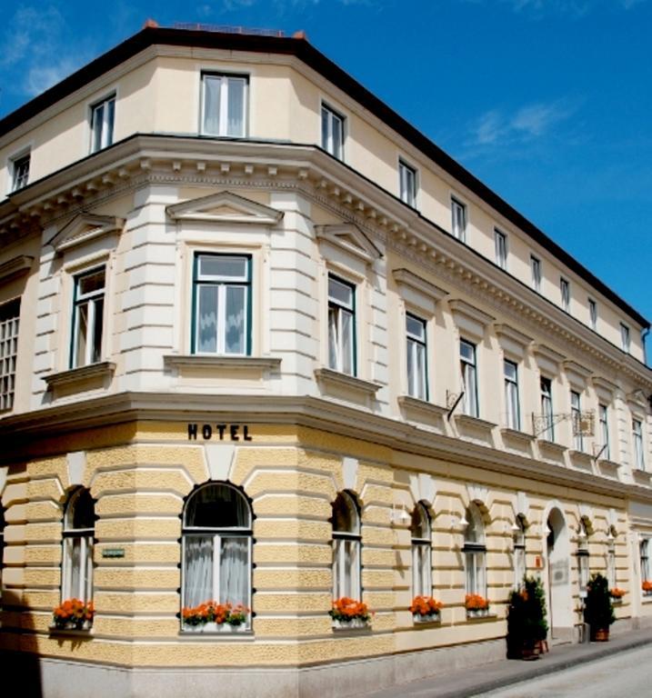 Stadthotel Eggenburg Buitenkant foto